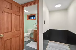 935 Bridge St, Lowell, MA 01850 - Photo 22