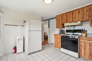 935 Bridge St, Lowell, MA 01850 - Photo 10