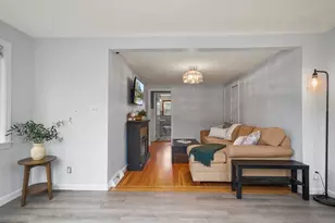 935 Bridge St, Lowell, MA 01850 - Photo 6