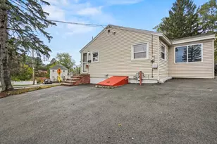 935 Bridge St, Lowell, MA 01850 - Photo 24