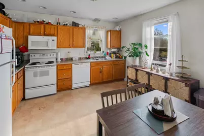 374 River St, Haverhill, MA 01832 - Photo 10