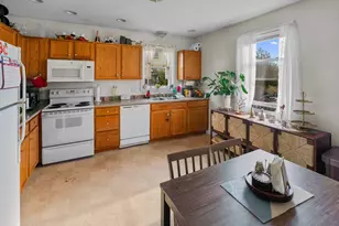 374 River St, Haverhill, MA 01832 - Photo 10