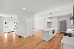 225 Whitman St, Bridgewater, MA 02324 - Photo 10