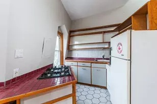 11 Savin Hill Ave, Boston, MA 02125 - Photo 6