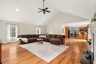 4 Lauren Ln, Southwick, MA 01077 - Photo 4