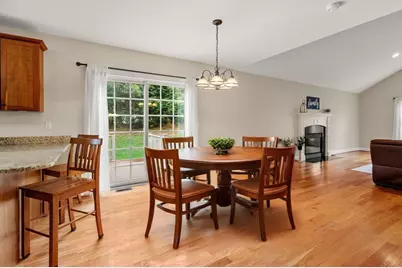 4 Lauren Ln, Southwick, MA 01077 - Photo 10