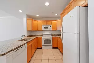 1117 Emerald Ct, Tewksbury, MA 01876 - Photo 4