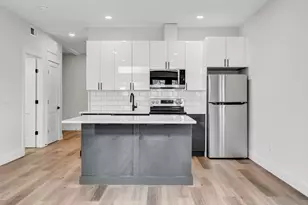 63 Belgrade Ave, Boston, MA 02131 - Photo 8