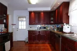 88 Brunswick St, Springfield, MA 01108 - Photo 4