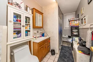 35 Bradshaw St, Boston, MA 02121 - Photo 10