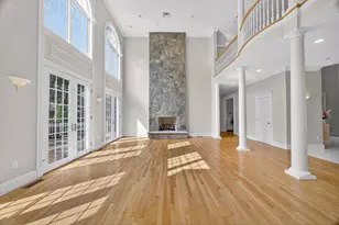 11 Elizabeth Way, Lynnfield, MA 01940 - Photo 8