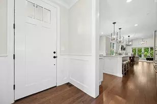 71 Weston Ln, Hopkinton, MA 01748 - Photo 4