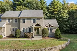 124 Ashley Ln, Middleborough, MA 02346 - Photo 2