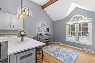 124 Ashley Ln, Middleborough, MA 02346 - Photo 10