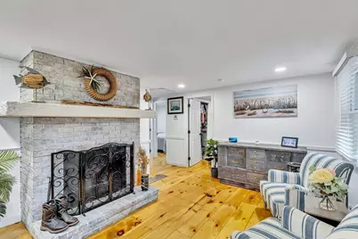 1028 Old Falmouth Rd, Barnstable, MA 02648 - Photo 8