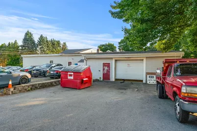 8 Marshall St, Methuen, MA 01844 - Photo 4