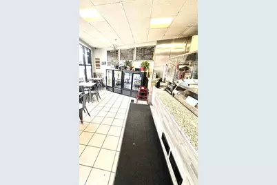 37 Confidential Street, Boston, MA 02131 - Photo 2