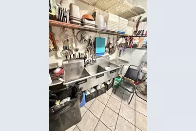 37 Confidential Street, Boston, MA 02131 - Photo 10