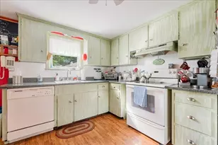 47 Beech Rd, Avon, MA 02322 - Photo 10