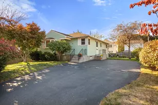 30 Wampum Ave, Waltham, MA 02451 - Photo 2