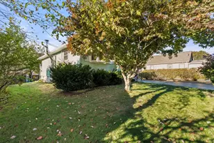 30 Wampum Ave, Waltham, MA 02451 - Photo 4