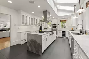 64 Walker St, Boston, MA 02129 - Photo 10