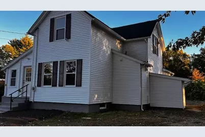 81 McCarthy Ave, Chicopee, MA 01020 - Photo 2