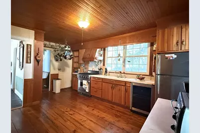 334 Elm Street, West Springfield, MA 01089 - Photo 10