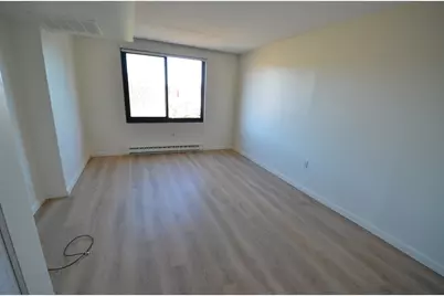 51 Melrose Street #5e, Melrose, MA 02176 - Photo 16