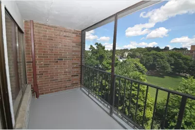 51 Melrose Street #5e, Melrose, MA 02176 - Photo 10