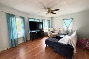 74 East St, Fitchburg, MA 01420 - Photo 2