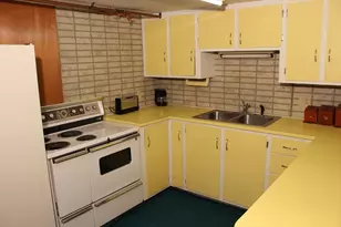 4 Thomas Hill Rd, Millbury, MA 01527 - Photo 20