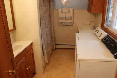 4 Thomas Hill Rd, Millbury, MA 01527 - Photo 14