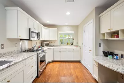 18 Whiting Lane #18, Hingham, MA 02043 - Photo 8