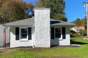 15 Lynwood Rd, East Longmeadow, MA 01028 - Photo 6