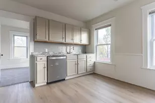 643 Rathbun, Blackstone, MA 01504 - Photo 2