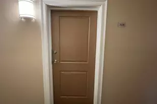 5170 Washington St, Boston, MA 02132 - Photo 4