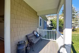 391 Clarkson St, Fall River, MA 02724 - Photo 4