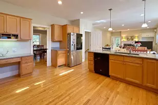11 Oakland St, Lexington, MA 02420 - Photo 10