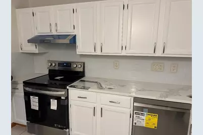 289 Elm St #61, Medford, MA 02155 - Photo 4