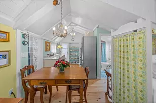 2 Lincoln Ave, Oak Bluffs, MA 02557 - Photo 8