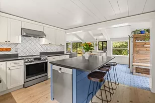 10 Dory Cir, Edgartown, MA 02539 - Photo 4