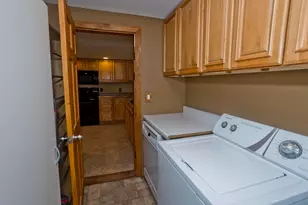 90 Anson St, Chicopee, MA 01020 - Photo 10