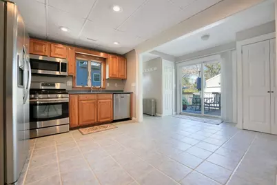 81 Sylvia St, New Bedford, MA 02745 - Photo 10