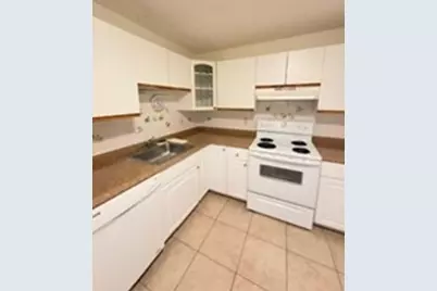 3920 Mystic Valley Pkwy #223, Medford, MA 02155 - Photo 6