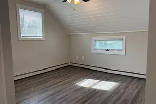 13 Ethel St, Blackstone, MA 01504 - Photo 8