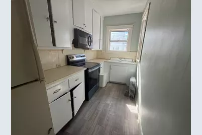 66 Riverside St, Lowell, MA 01854 - Photo 14