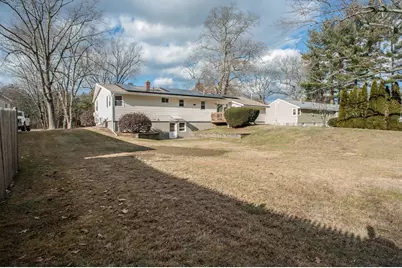 7 Pleasant St, Grafton, MA 01519 - Photo 26