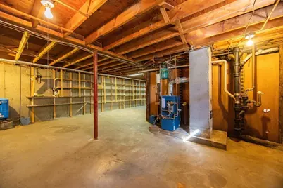 7 Pleasant St, Grafton, MA 01519 - Photo 20