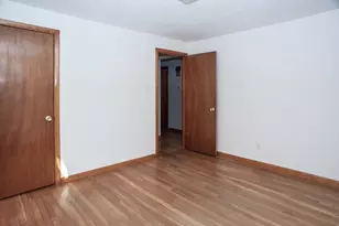 7 Pleasant St, Grafton, MA 01519 - Photo 12